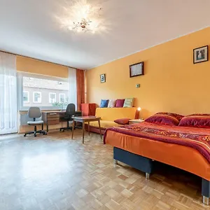Id 4576 - Private Apartment