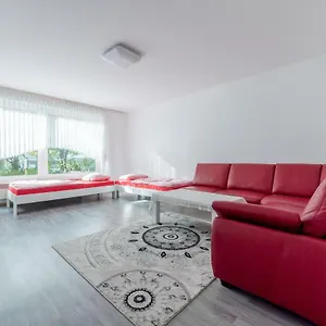 6679 Privatapartment Messe Süd Apartment